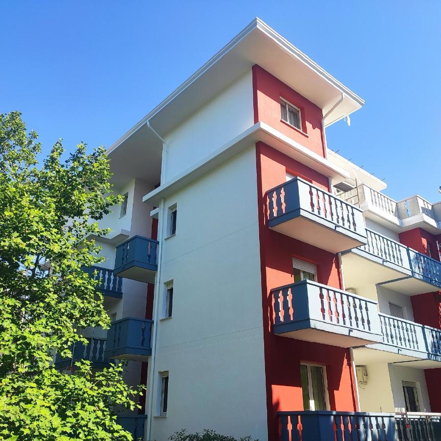 Condominio Ivelca Lignano Sabbiadoro Ngoại thất bức ảnh